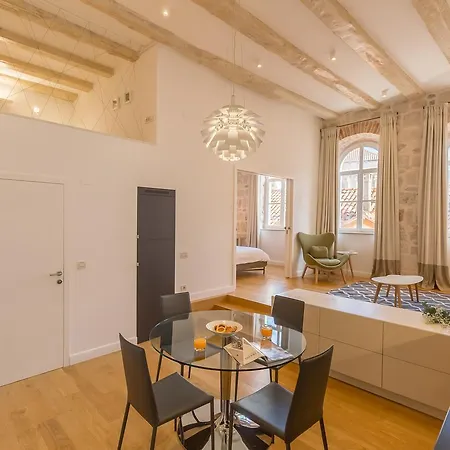 Hedera A4 杜布罗夫尼克